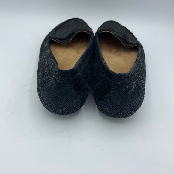 Vionic Womens Size 8 Larrun Black Snake Print Loafers Flat Shoes Slip On - Picture 3 of 6